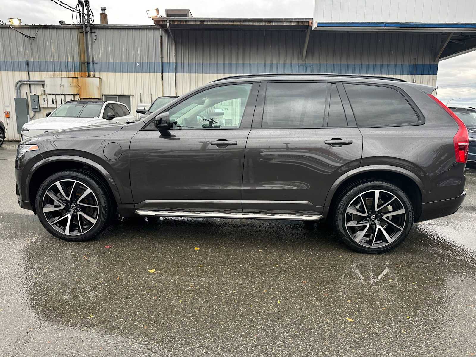 Certified 2023 Volvo XC90 T8 Plus image 7