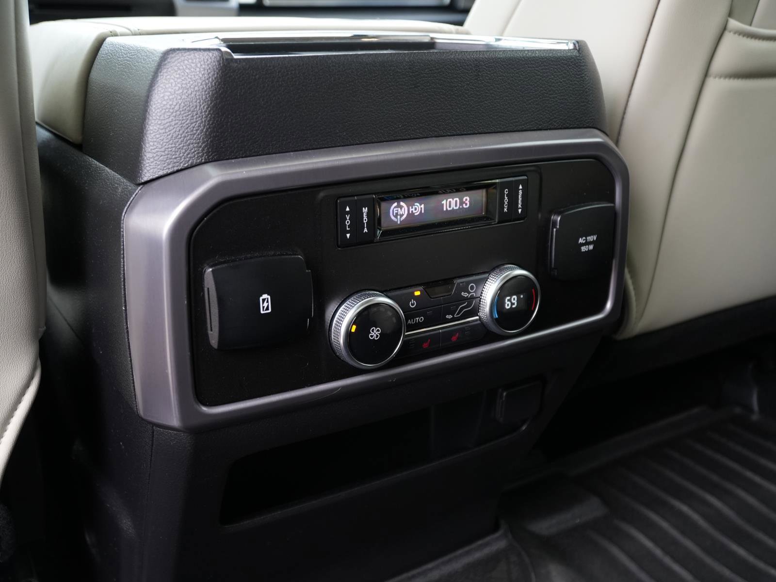 Used 2018 Ford Expedition Platinum image 20