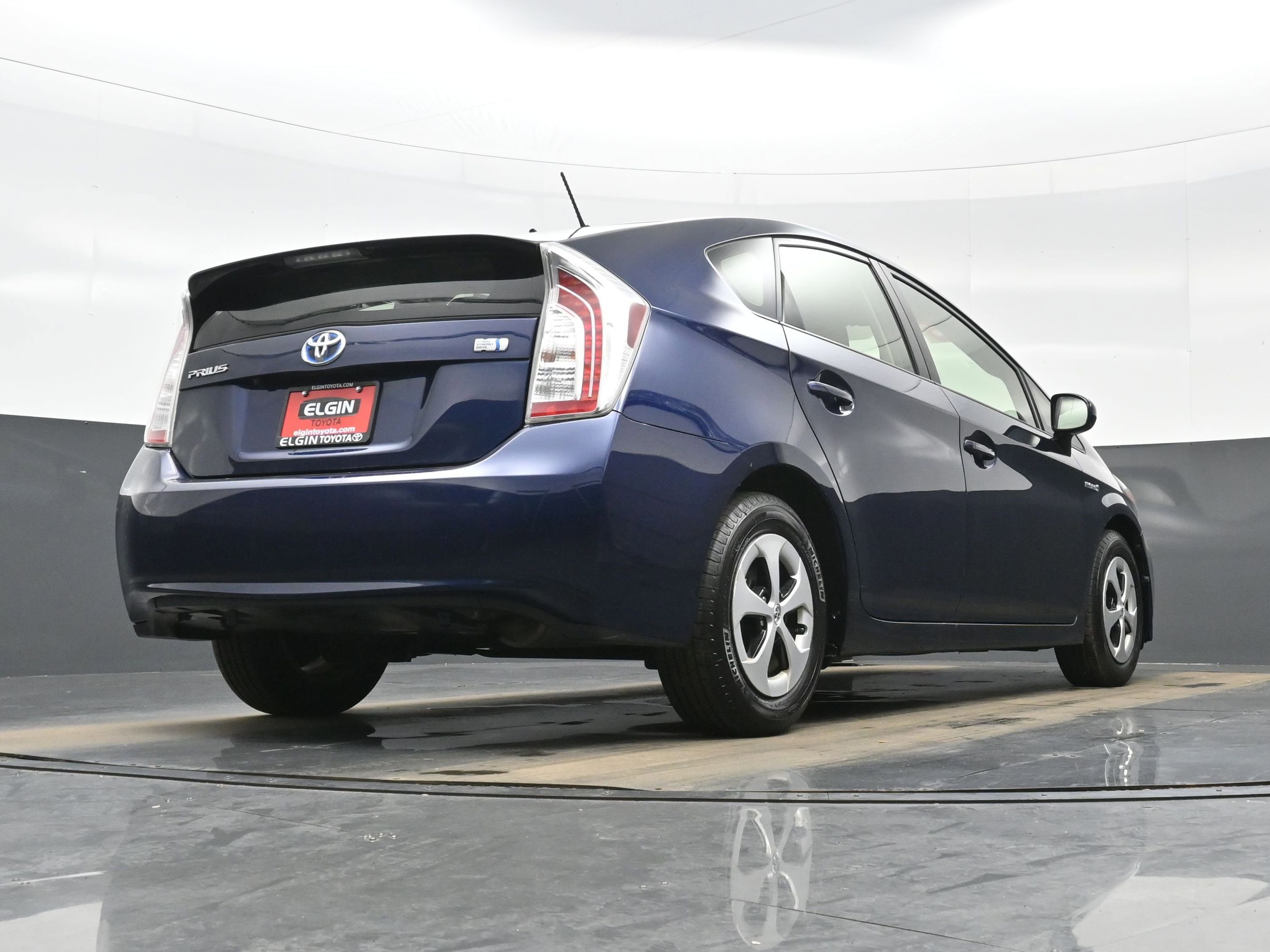 Used 2015 Toyota Prius Two FWD image 31