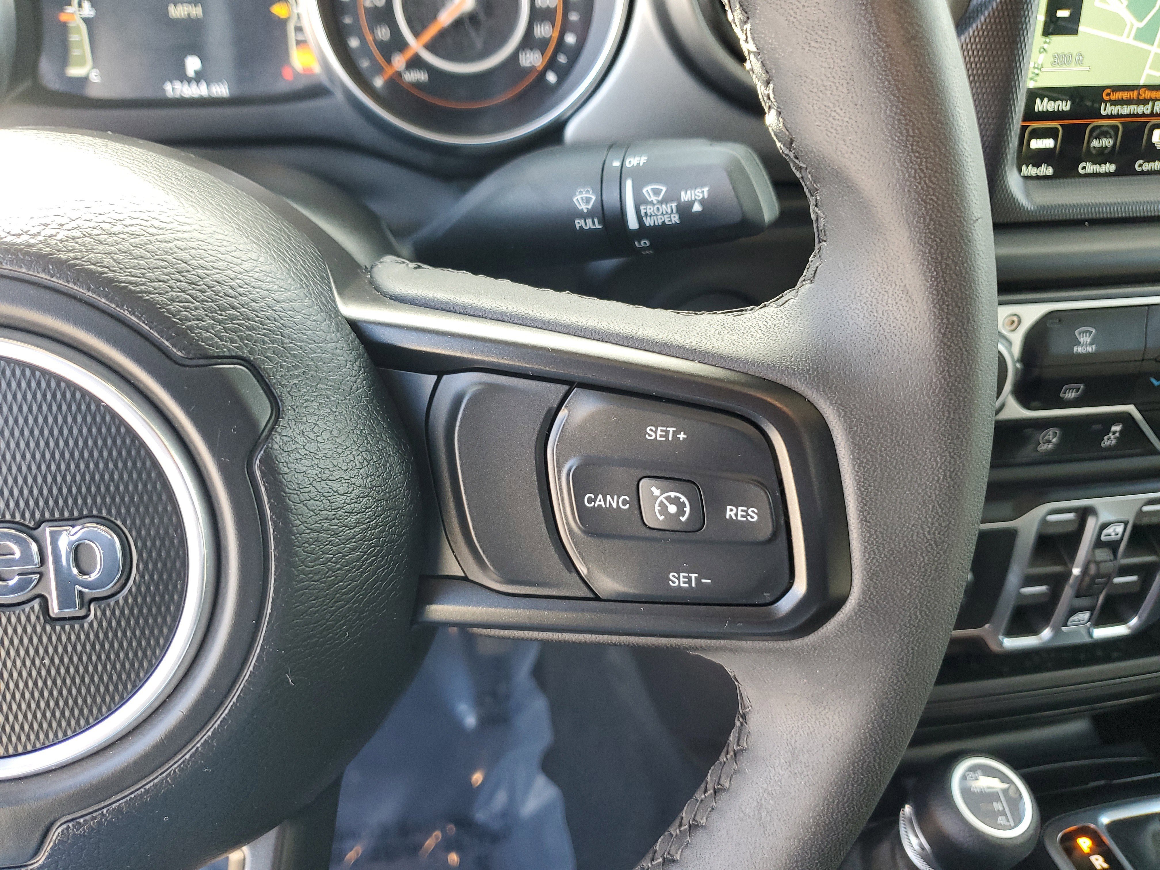 Used 2023 Jeep Gladiator Sport image 20