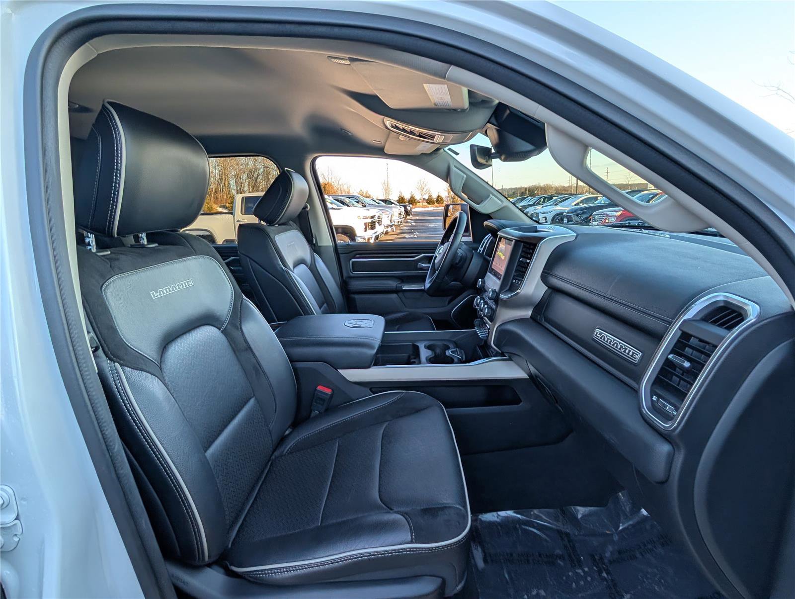 Used 2022 RAM 1500 Laramie image 11