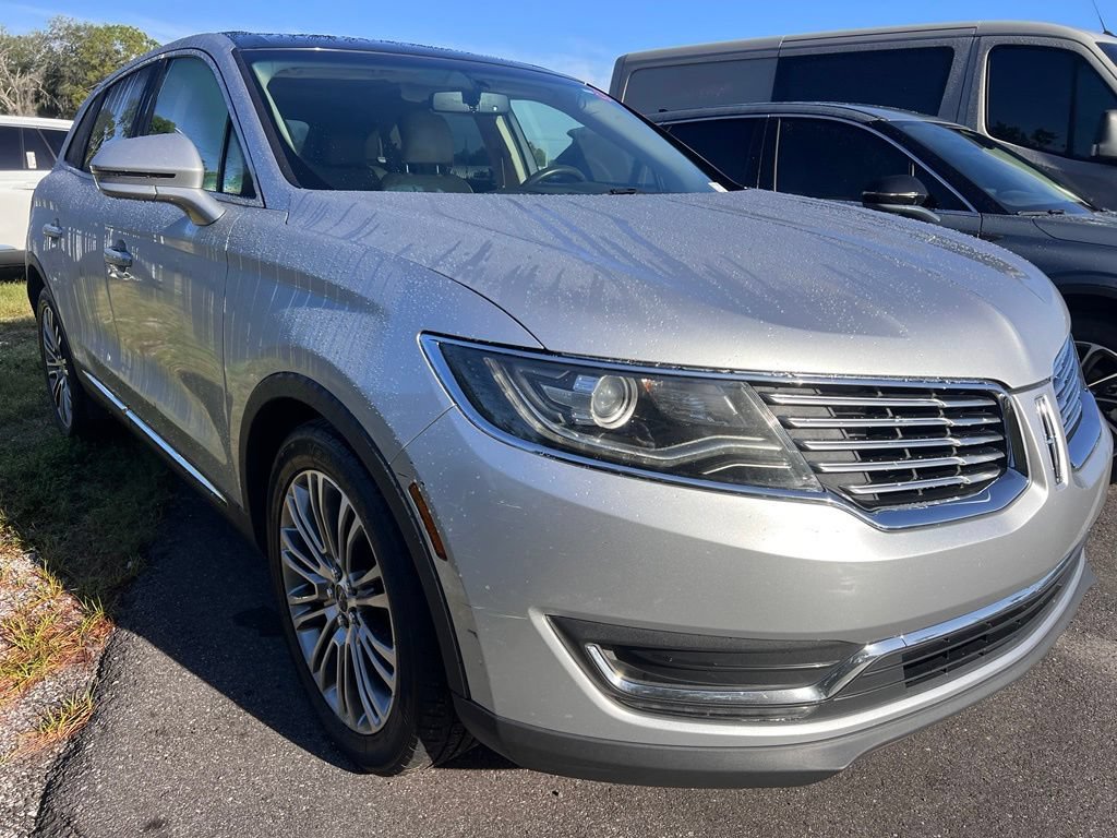 Used 2016 Lincoln MKX Reserve FWD image 1