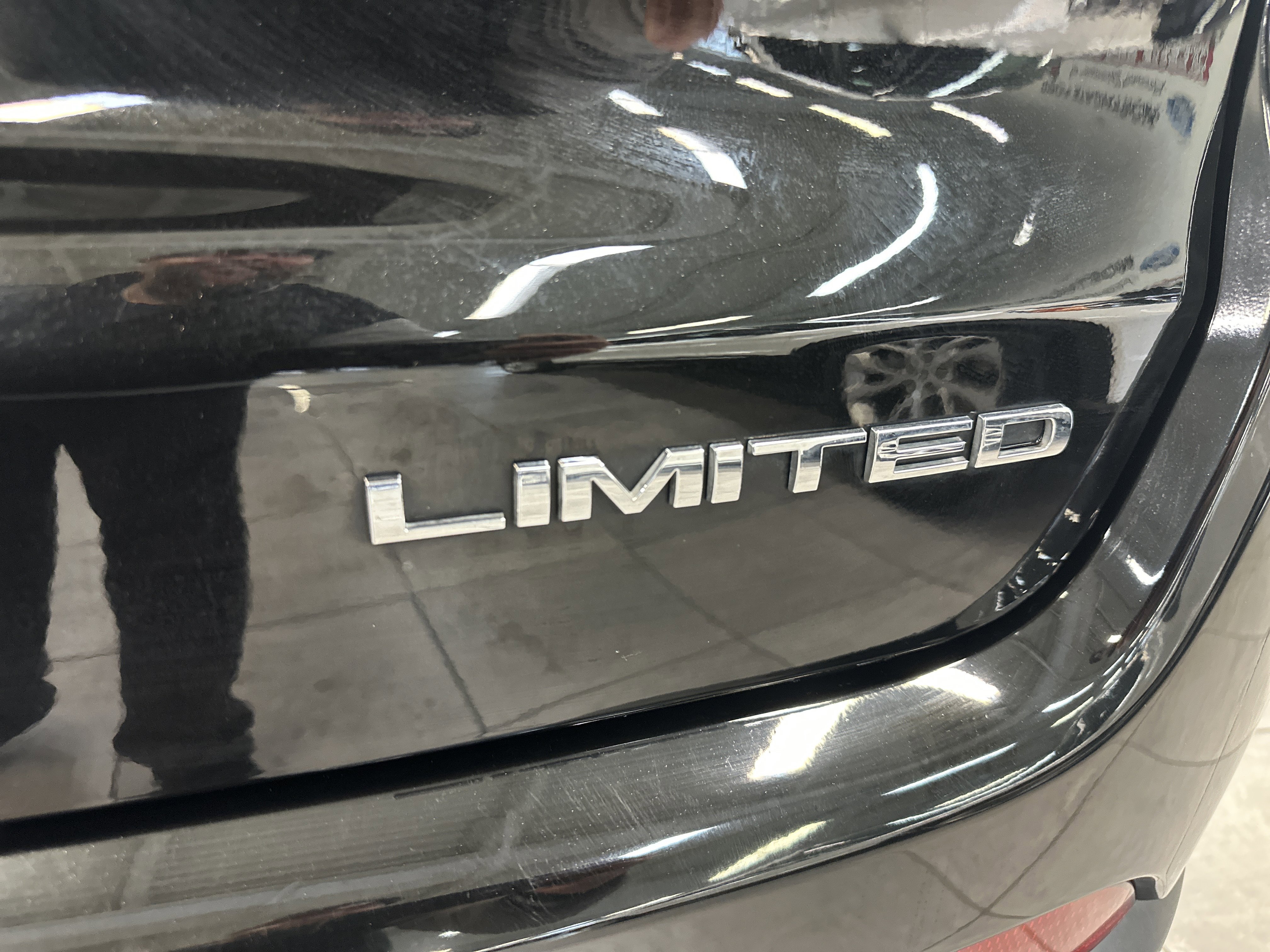 Used 2023 Jeep Compass Limited w/ Sun and Sound Group image 9