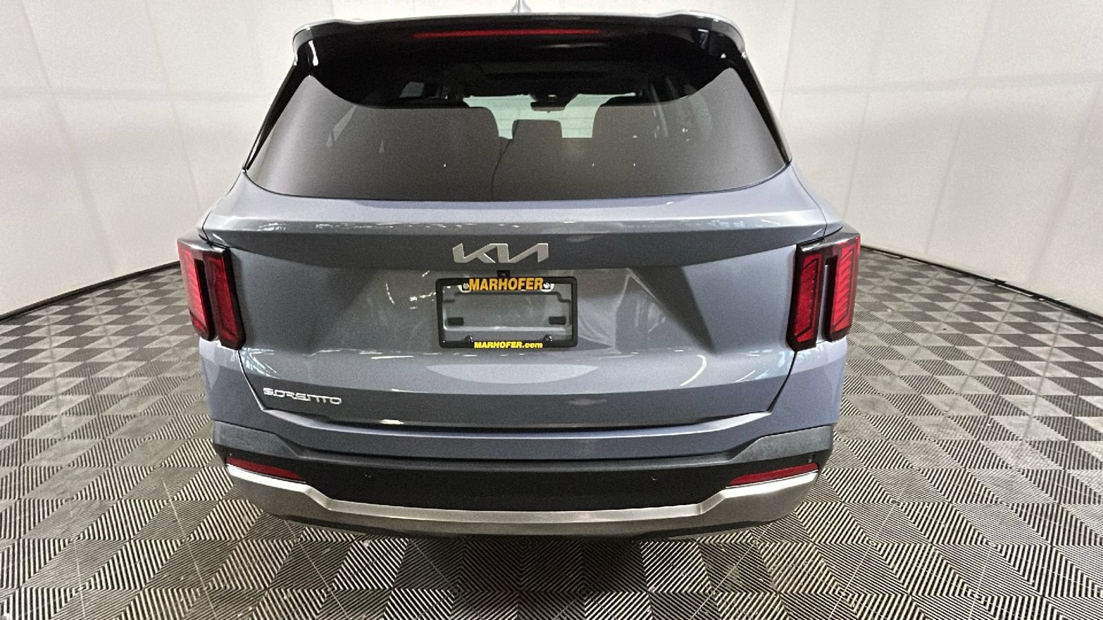Used 2025 Kia Sorento S w/ Panoramic Sunroof Package FWD image 3
