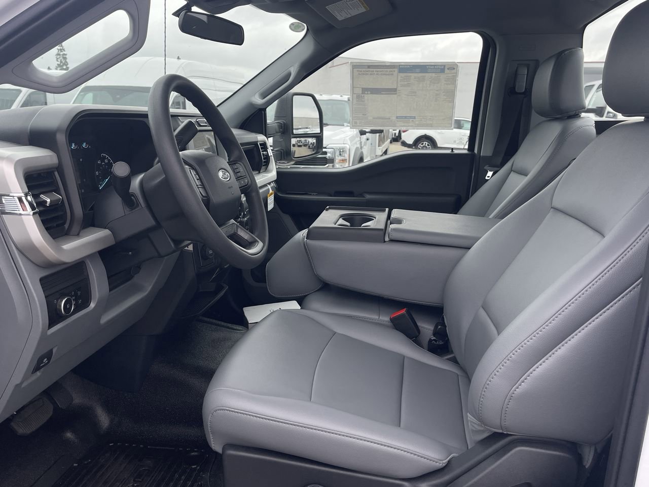 New 2025 Ford F450 XL w/ XL Chrome Package RWD image 17