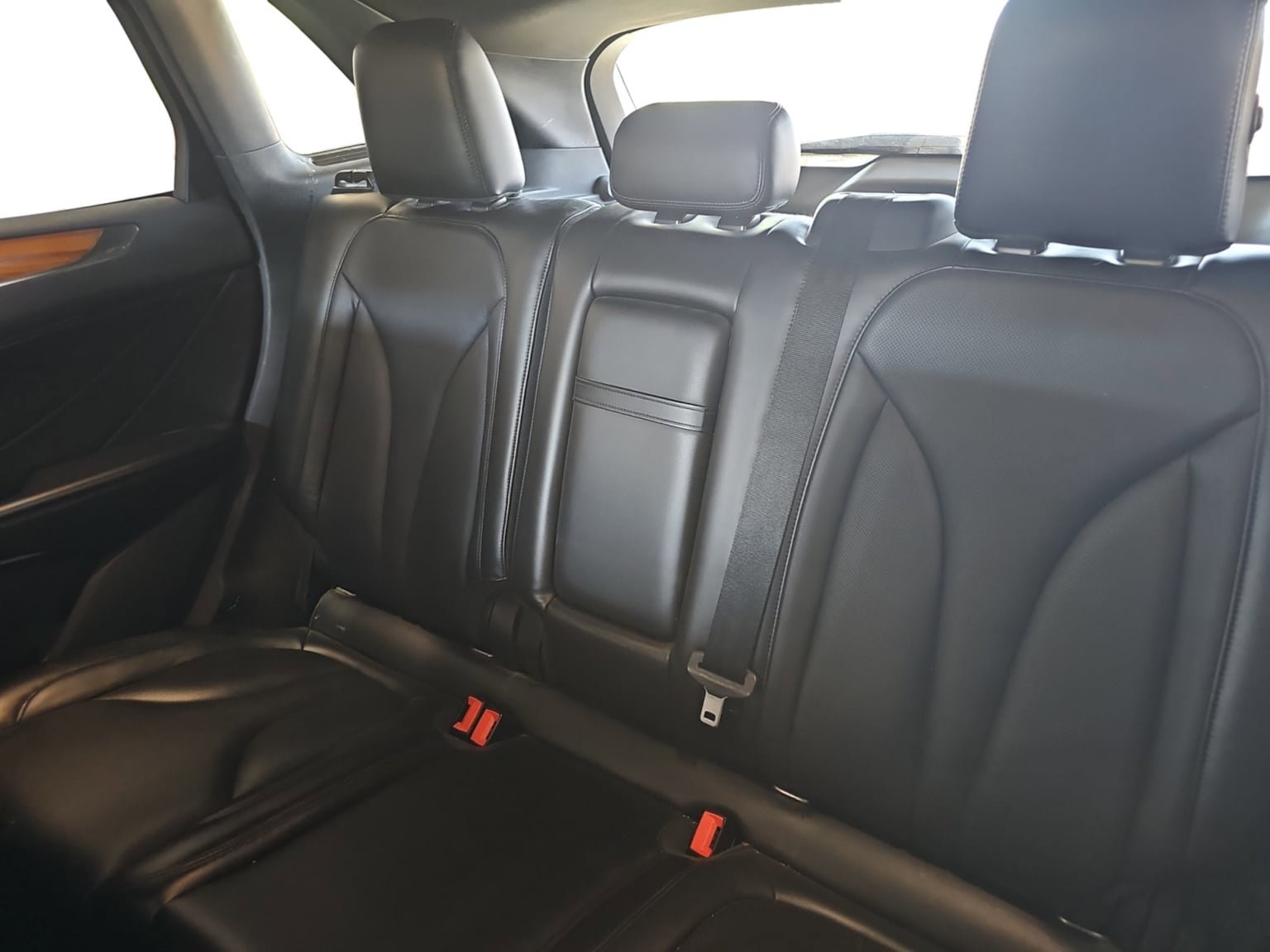 Used 2015 Lincoln MKC FWD w/ Equipment Group 102A Reserve image 16