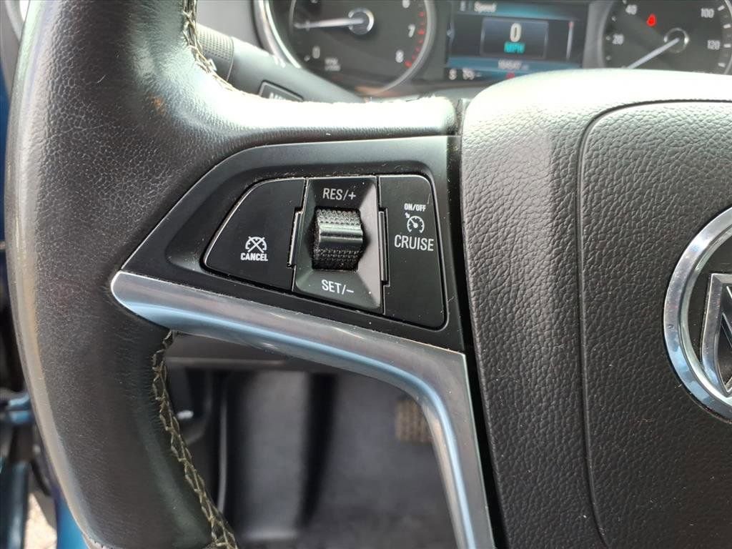 Used 2020 Buick Encore Preferred image 27