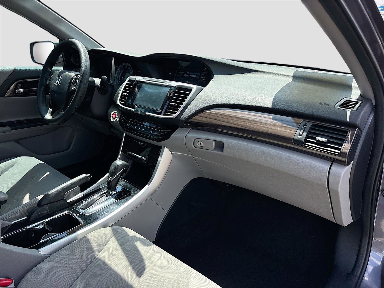 Used 2017 Honda Accord EX image 33