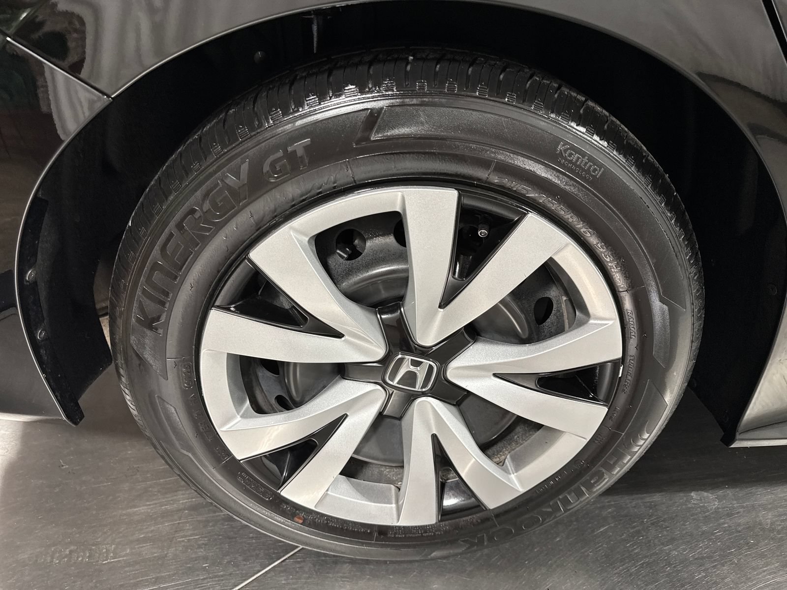 Used 2025 Honda Civic LX image 13