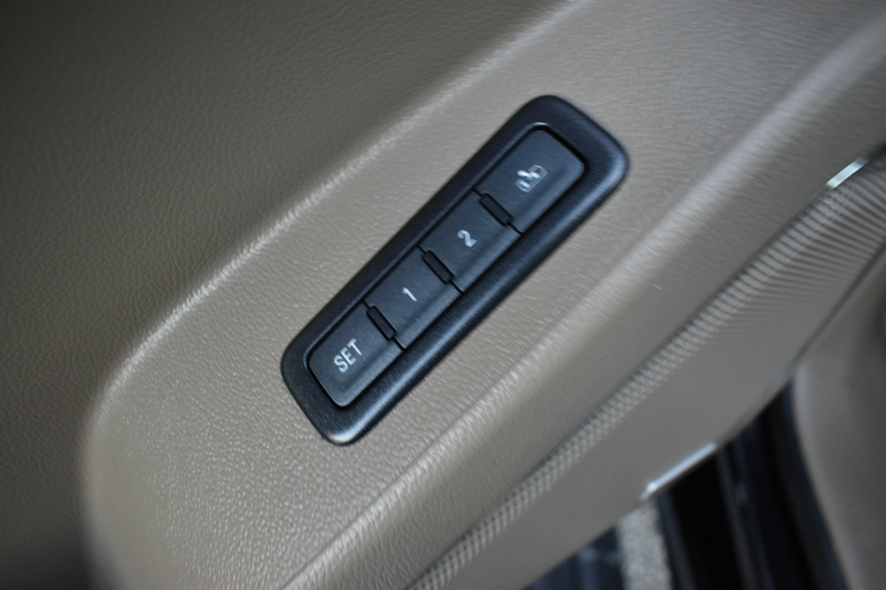 Used 2017 Chevrolet Tahoe Premier image 42