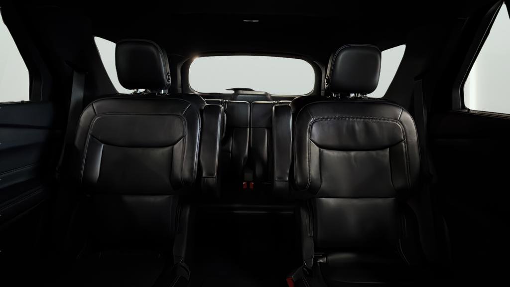 Used 2020 Ford Explorer Limited image 25
