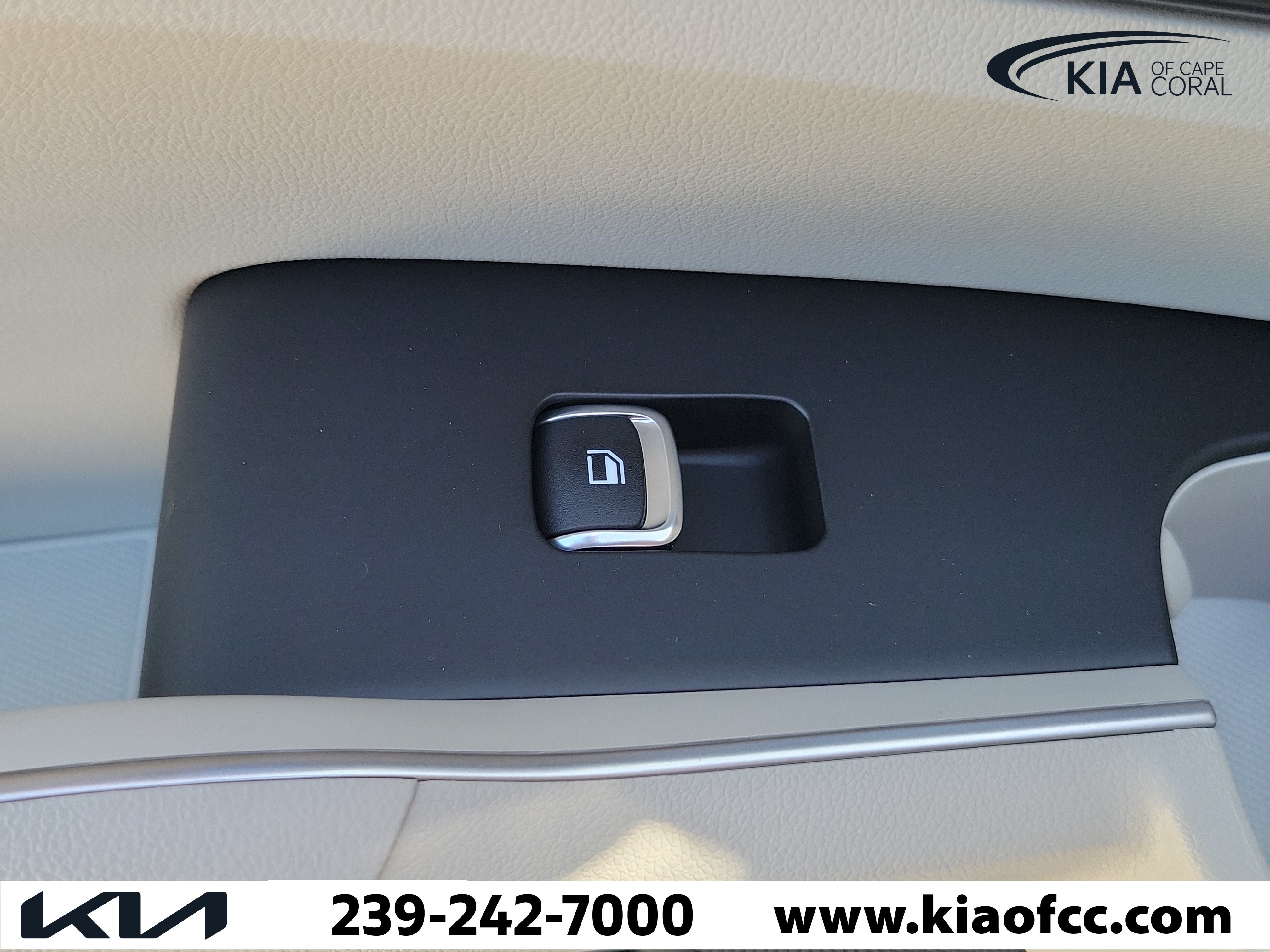 New 2026 Kia Sorento S FWD image 15
