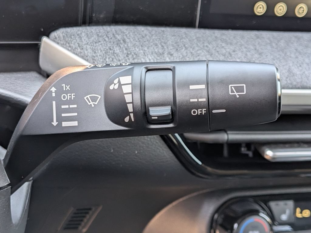 New 2026 Nissan Kicks SV w/ SV Premium Package AWD/4WD image 19