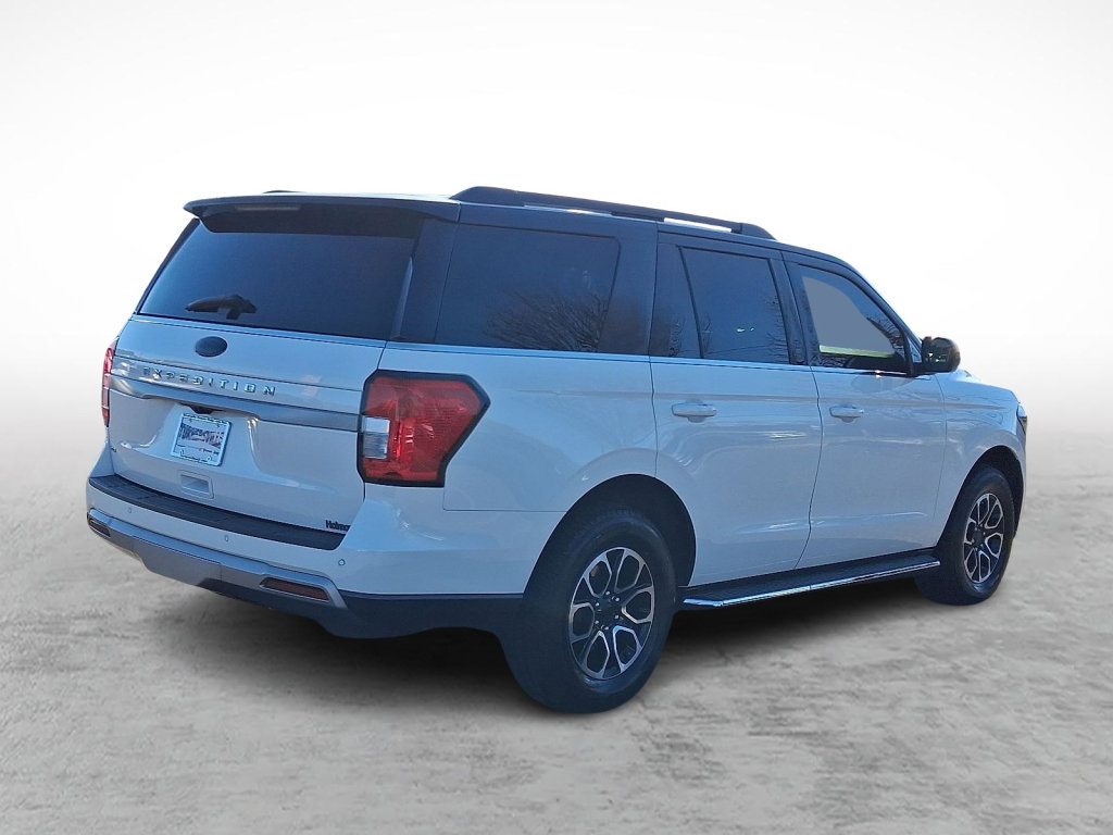 Used 2022 Ford Expedition XLT image 5