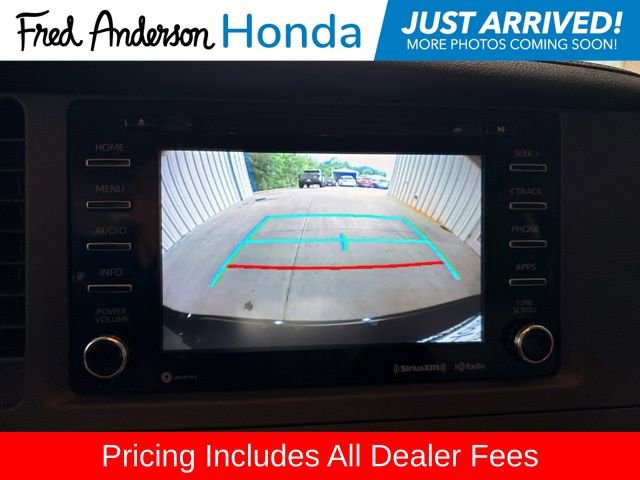 Used 2018 Toyota Sienna XLE FWD image 14