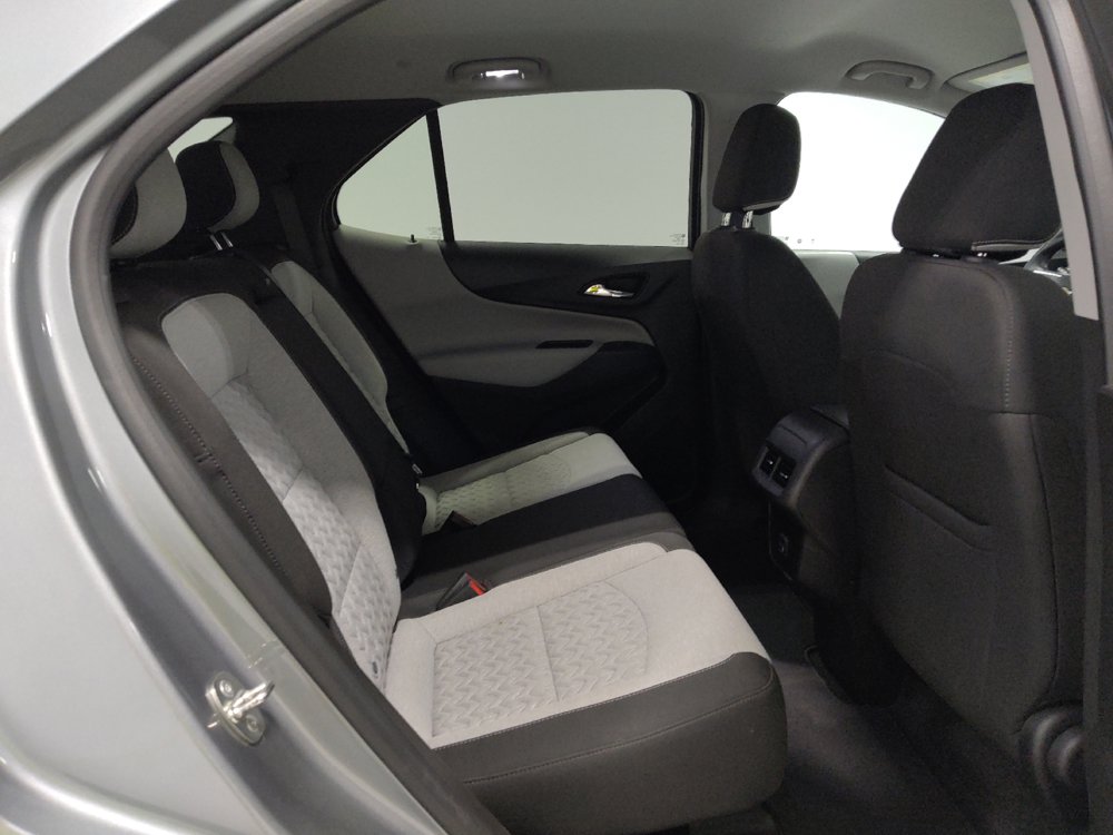 Used 2023 Chevrolet Equinox LT FWD image 19