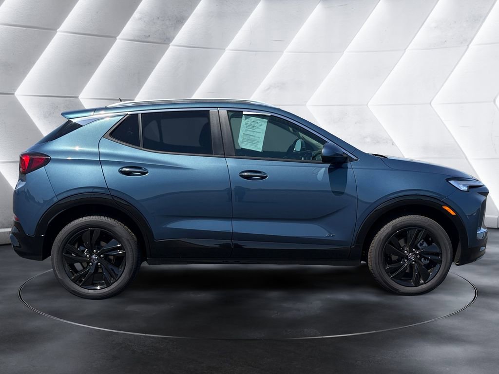 Certified 2022 Buick Encore GX Preferred w/ Cold Weather Comfort Package FWD image 6