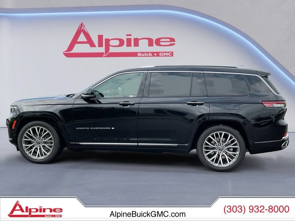 Used 2022 Jeep Grand Cherokee L Summit AWD/4WD image 2