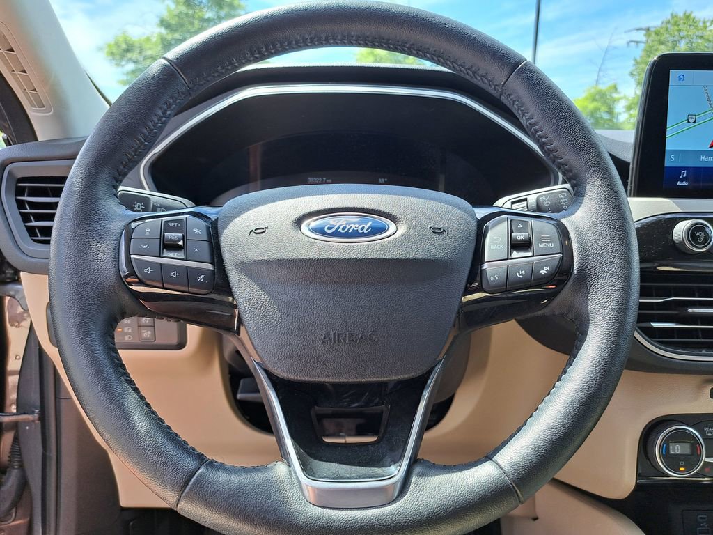 Used 2021 Ford Escape SE w/ Convenience Package FWD image 9