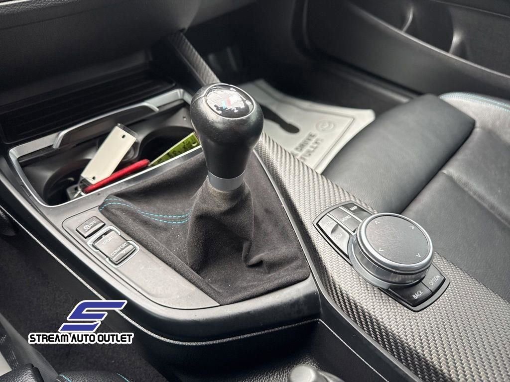 Used 2018 BMW M2 image 24