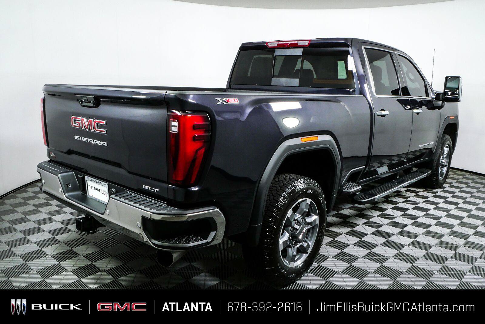 New 2026 GMC Sierra 2500 SLT w/ SLT Premium Package AWD/4WD image 3
