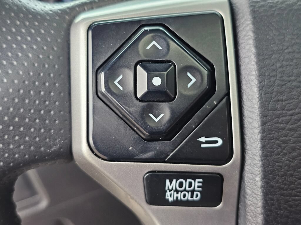 Used 2018 Toyota 4Runner SR5 Premium AWD/4WD image 28