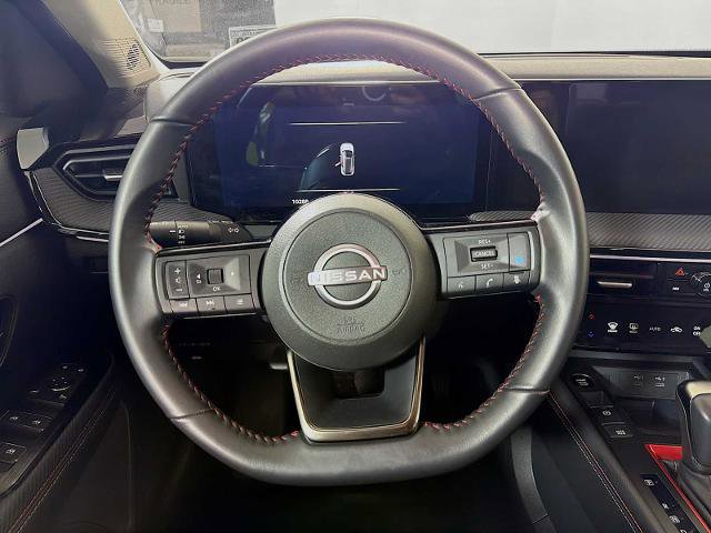 Certified 2025 Nissan Kicks SR AWD/4WD image 9