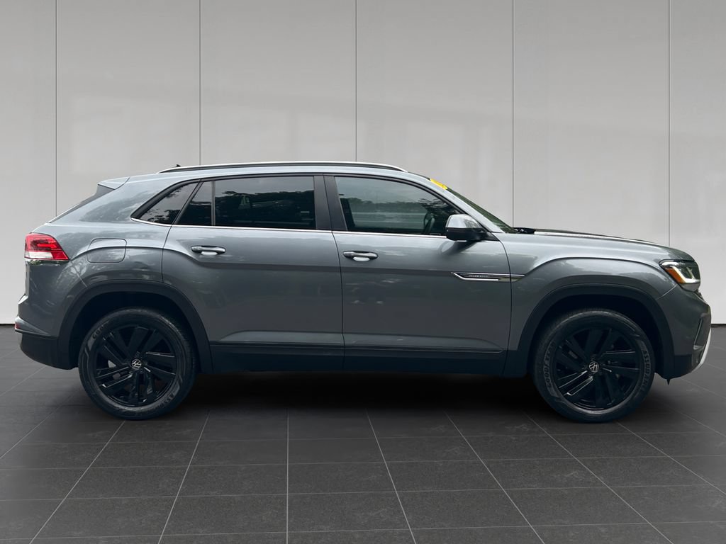 Used 2022 Volkswagen Atlas Cross Sport SE AWD/4WD image 6