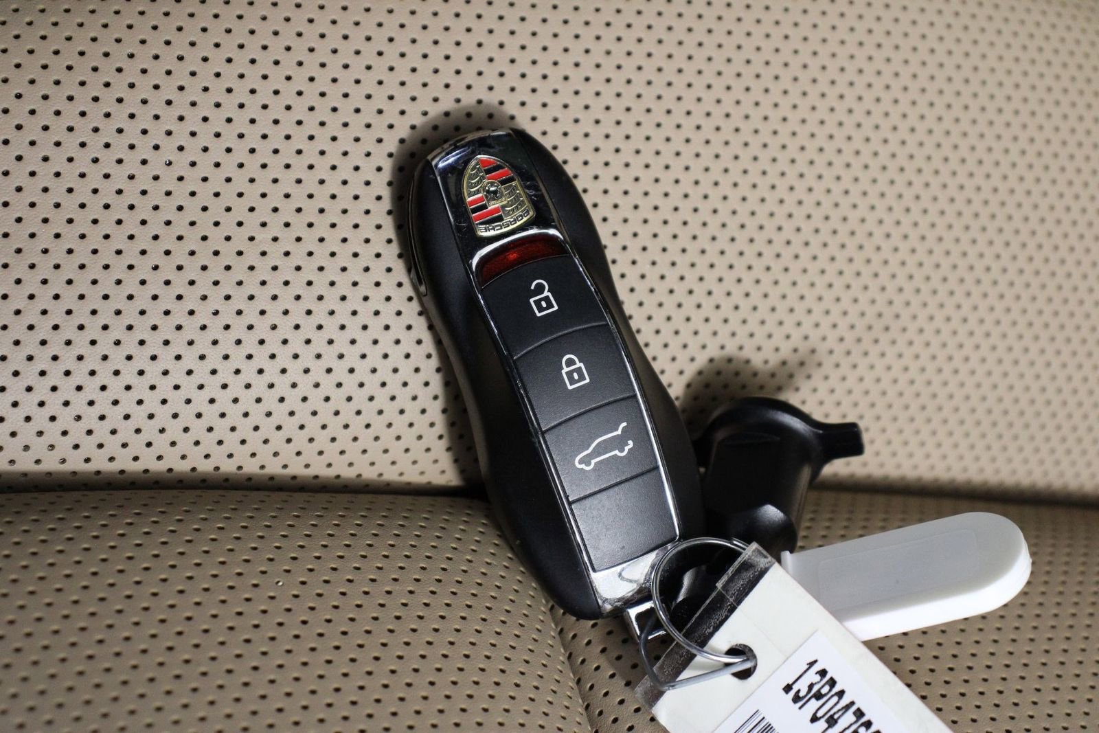 Certified 2023 Porsche Macan S image 34