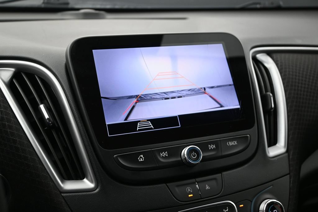 Used 2023 Chevrolet Malibu LT FWD image 23