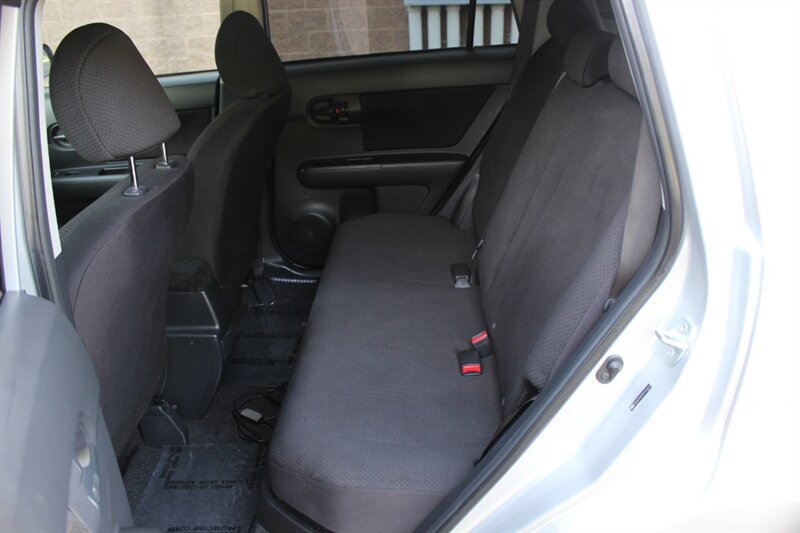 Used 2008 Scion xB FWD image 13
