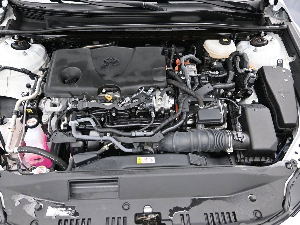 Used 2025 Toyota Camry SE image 26