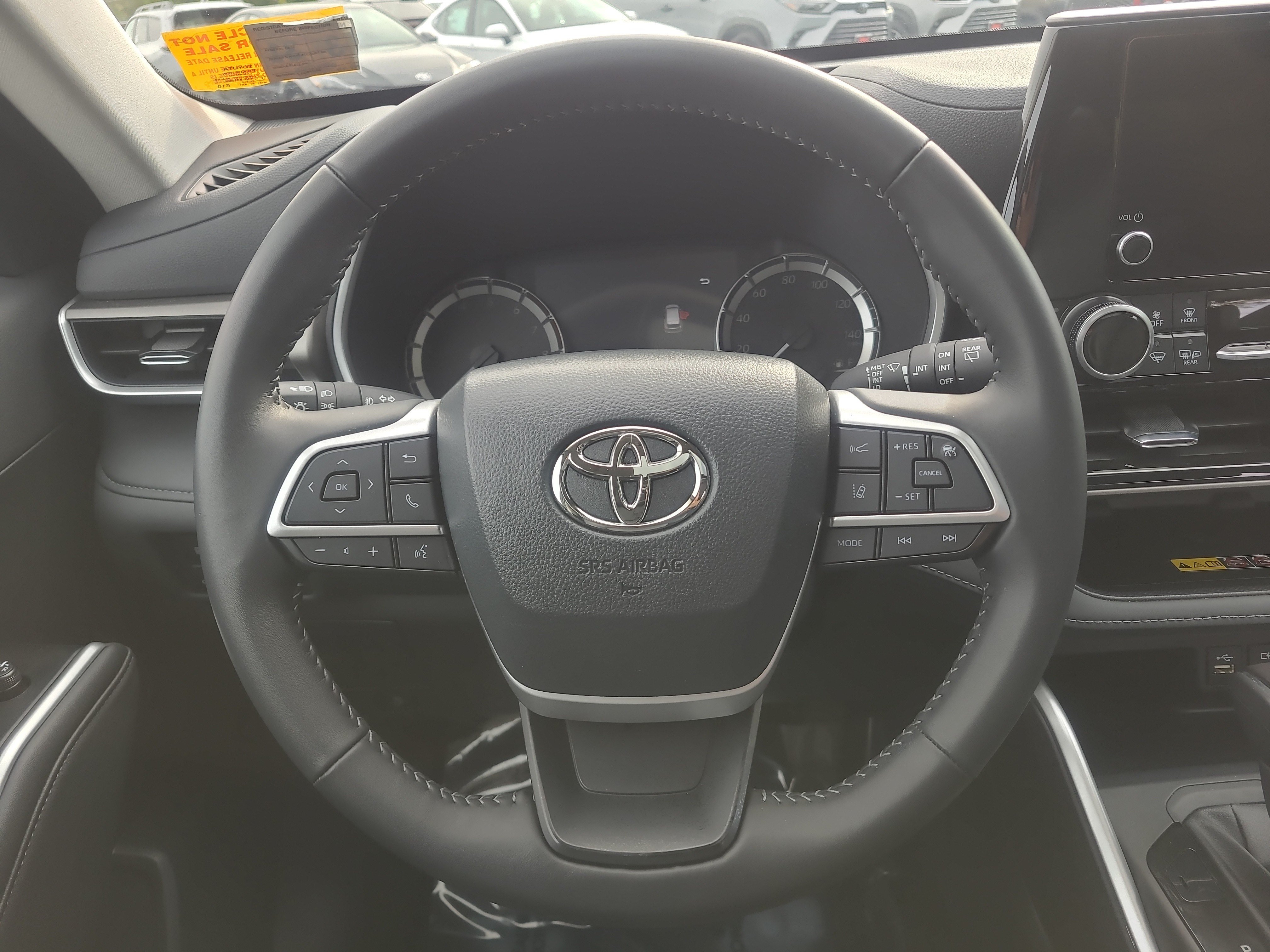 Certified 2026 Toyota Highlander XLE AWD/4WD image 22