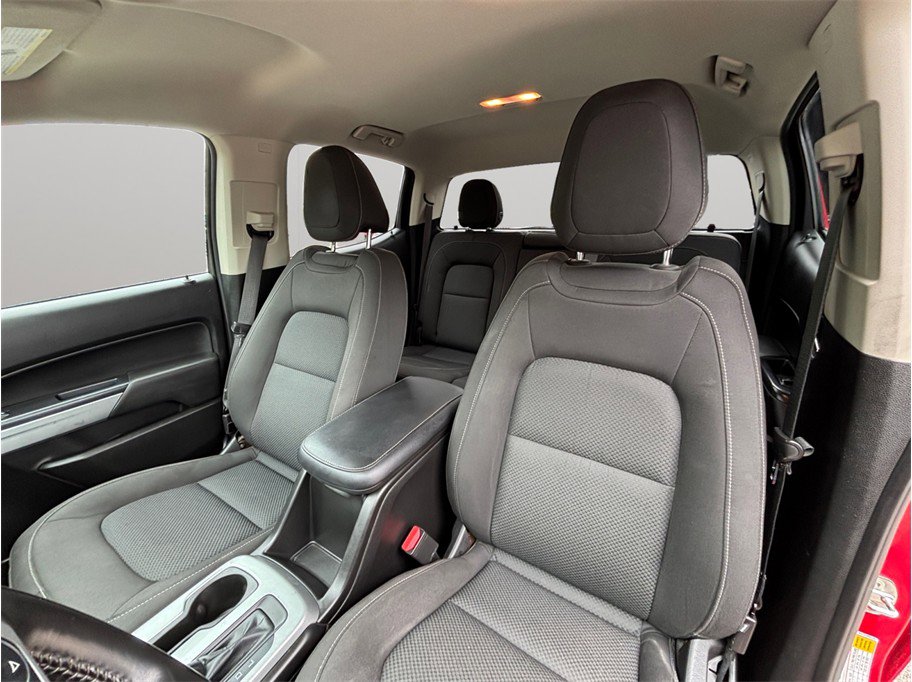 Used 2018 Chevrolet Colorado LT RWD image 16