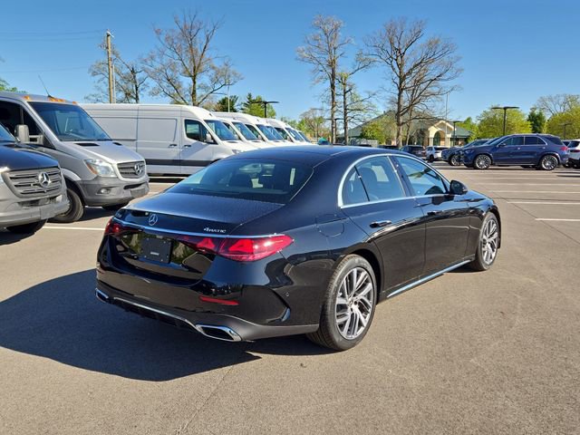 New 2026 Mercedes-Benz E 350 4MATIC Sedan image 3