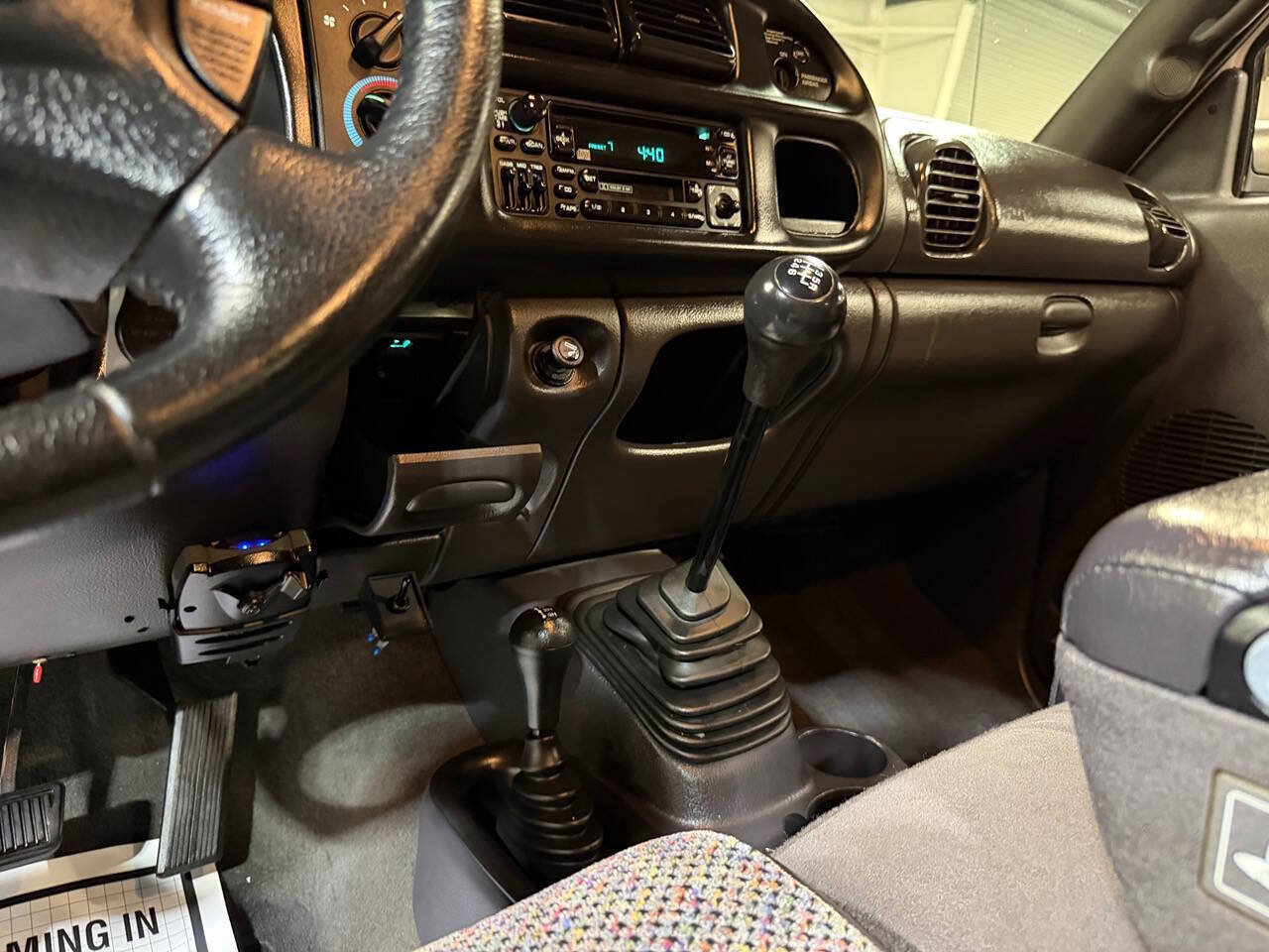 Used 2001 Dodge Ram 3500 Truck 4x4 Quad Cab image 32