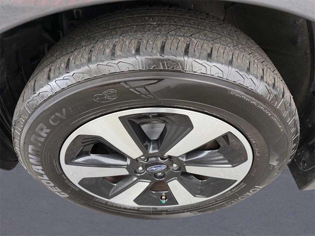 Used 2017 Subaru Forester 2.5i Limited image 9