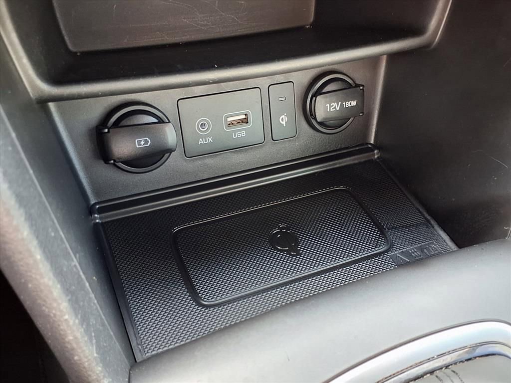 Used 2021 Hyundai Kona Limited FWD image 13