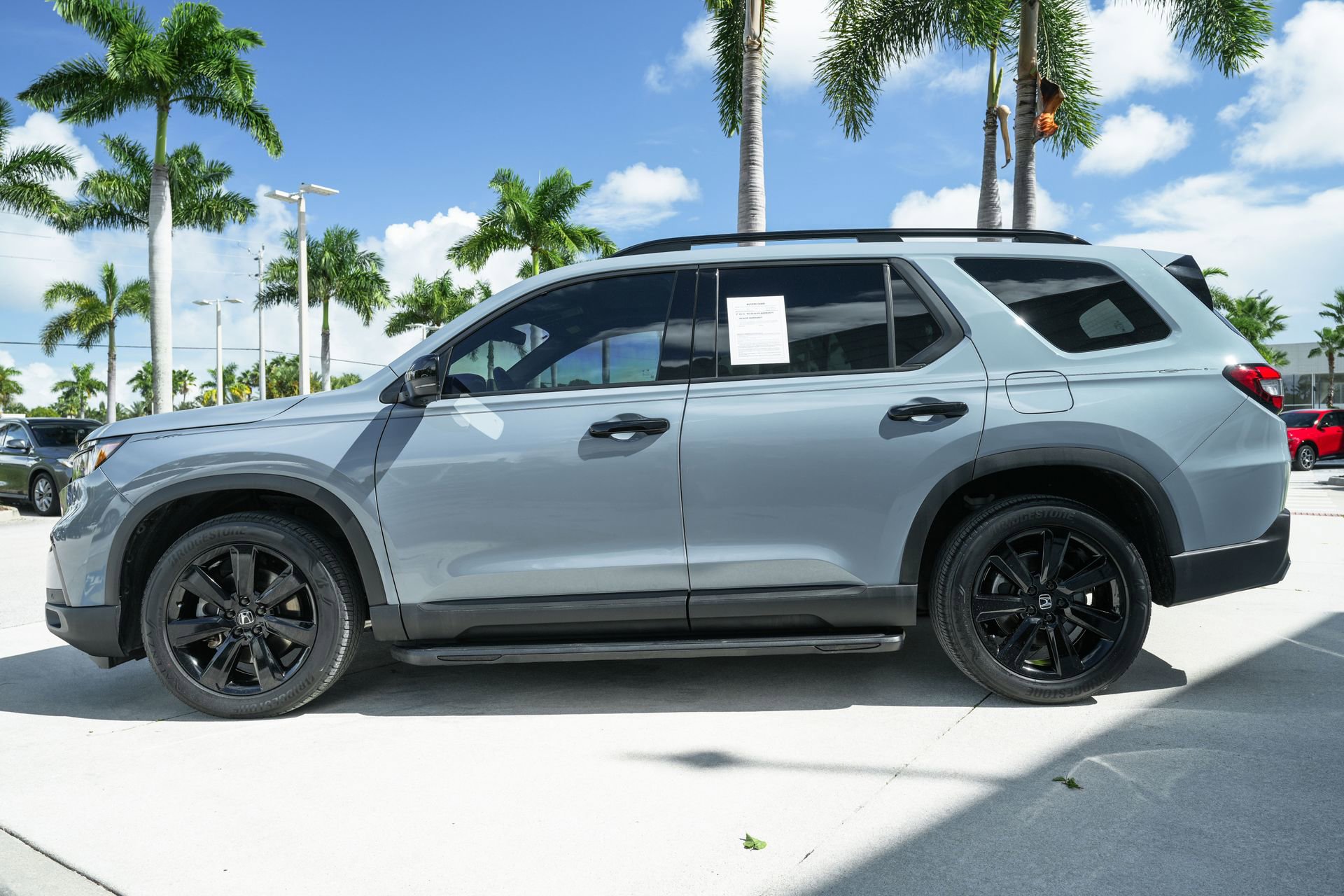 Used 2025 Honda Pilot Black Edition image 21