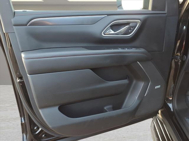 Used 2024 Chevrolet Tahoe RST w/ Luxury Package image 17