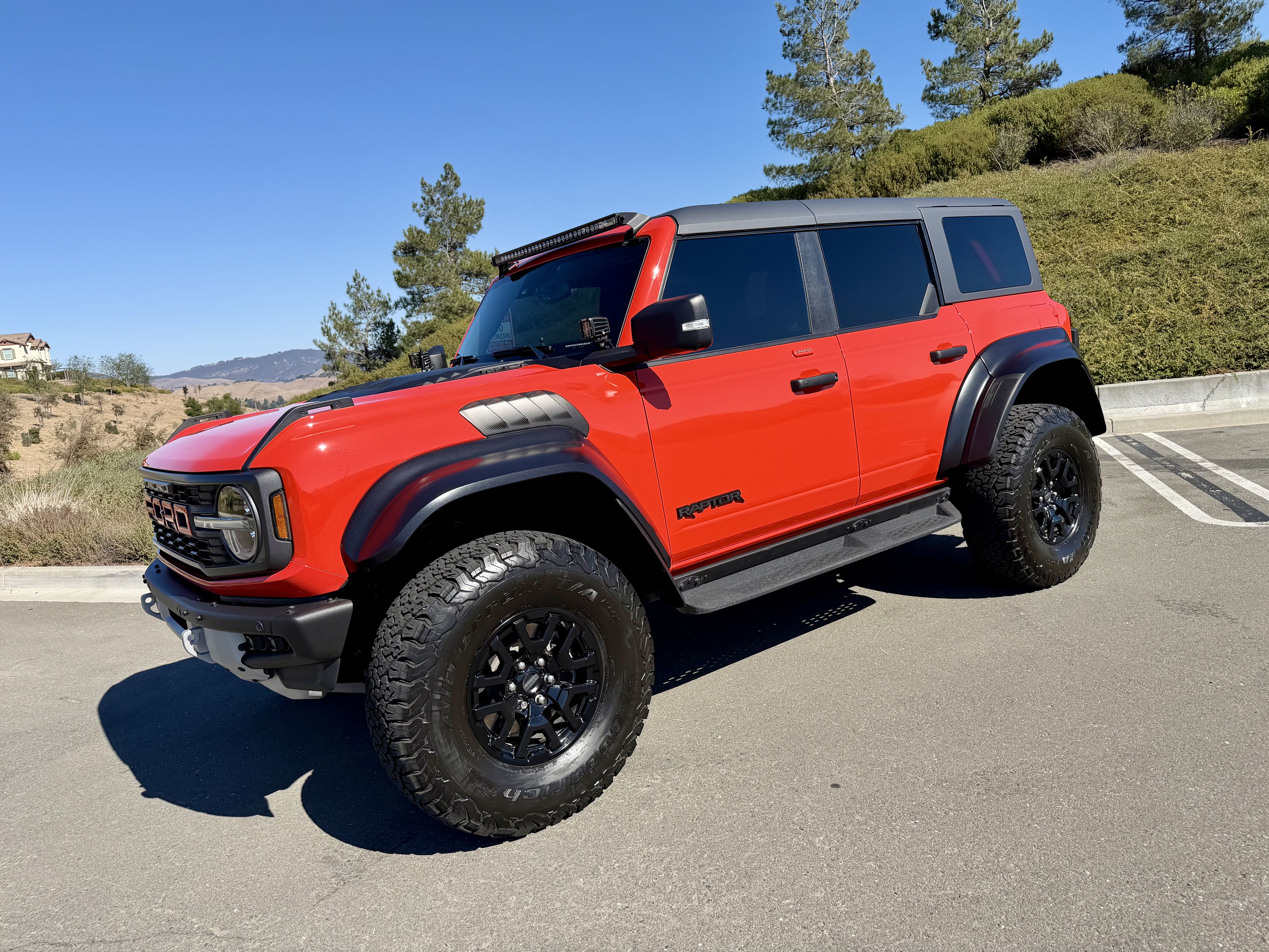 Used 2023 Ford Bronco Raptor AWD/4WD image 2
