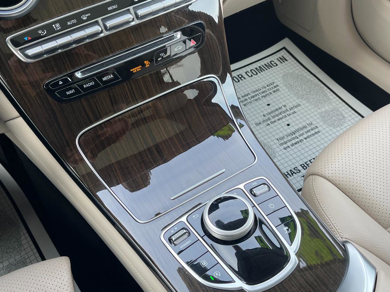 Used 2019 Mercedes-Benz GLC 300 4MATIC w/ Premium Package image 34
