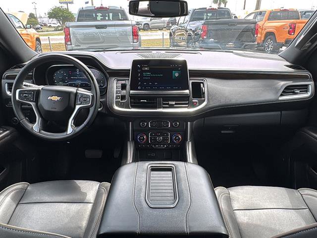Used 2023 Chevrolet Suburban Premier image 19