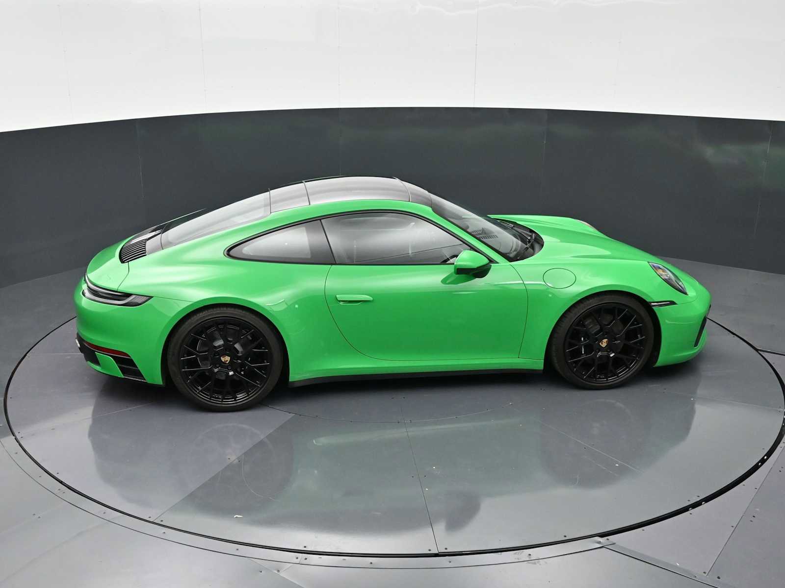 Certified 2023 Porsche 911 Carrera 4S w/ Sport Package image 33