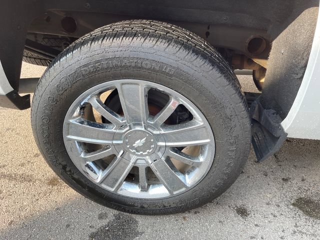 Used 2018 Chevrolet Silverado 1500 High Country AWD/4WD image 39