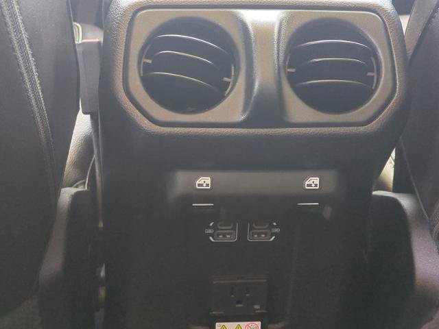 Used 2023 Jeep Wrangler Unlimited Sahara AWD/4WD image 53