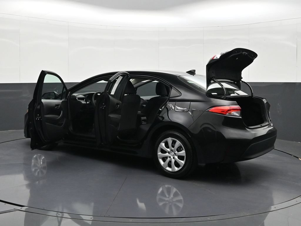 Used 2024 Toyota Corolla LE FWD image 40