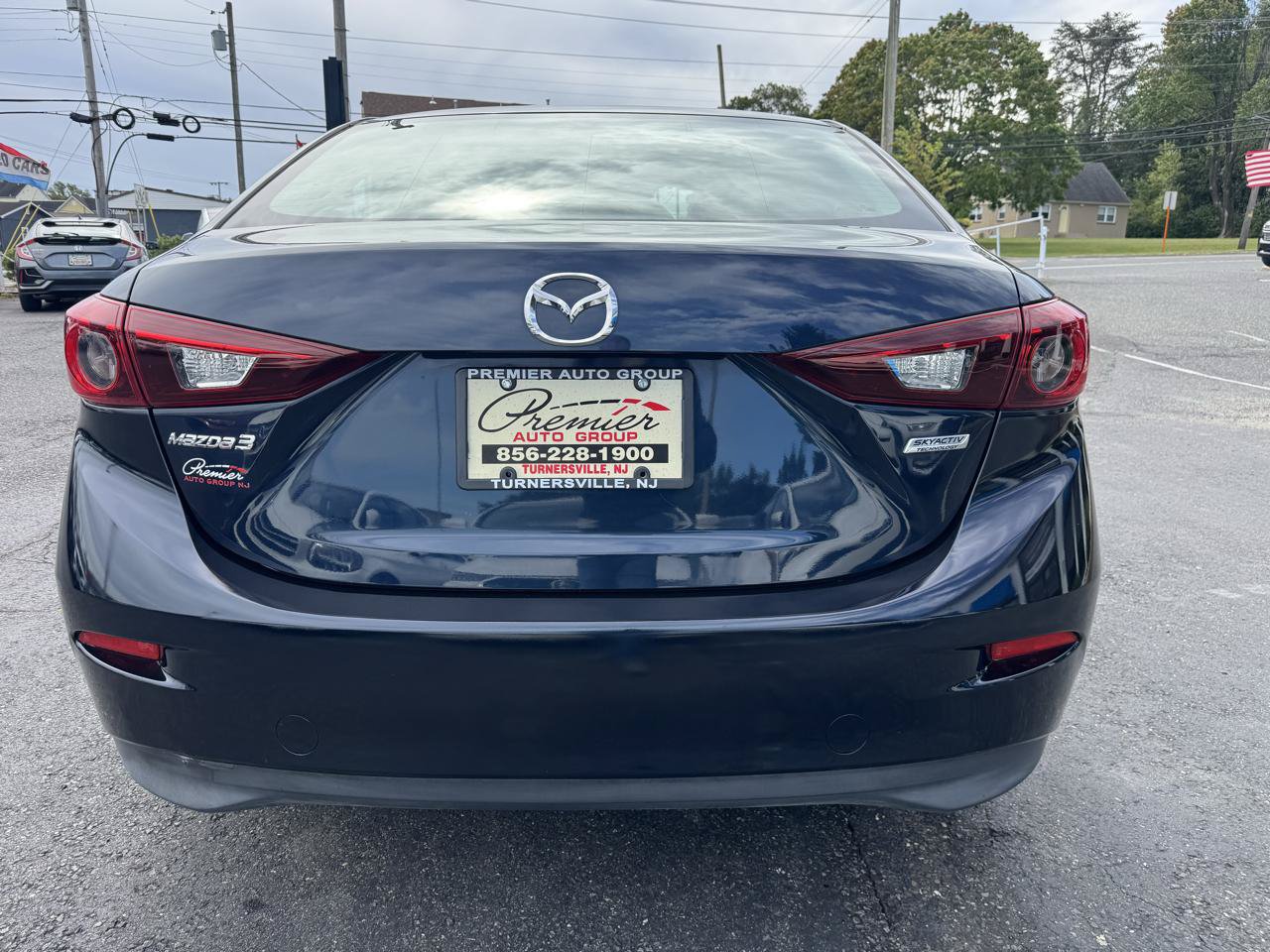 Used 2015 MAZDA MAZDA3 i Sport FWD image 6