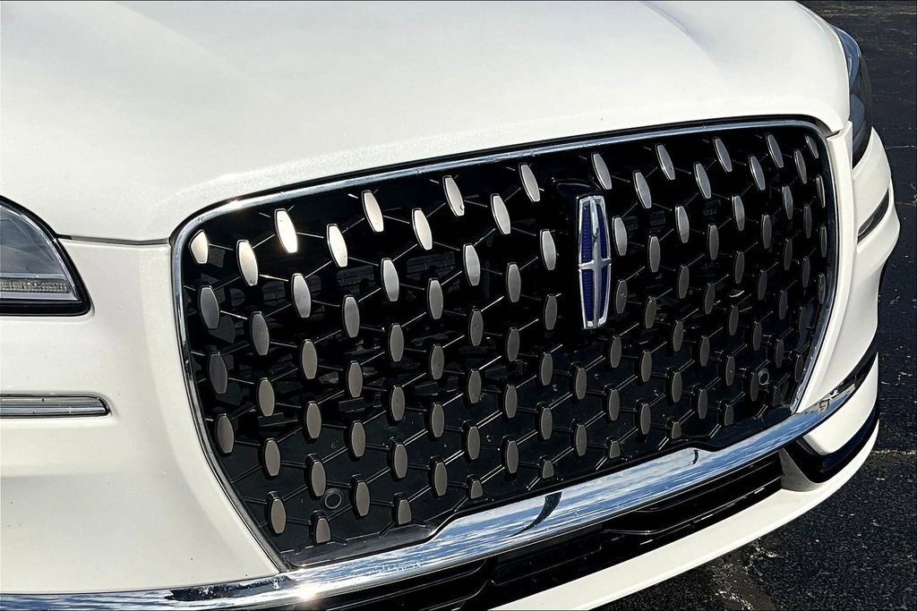 Used 2024 Lincoln Corsair Grand Touring w/ Equipment Group 301A image 35