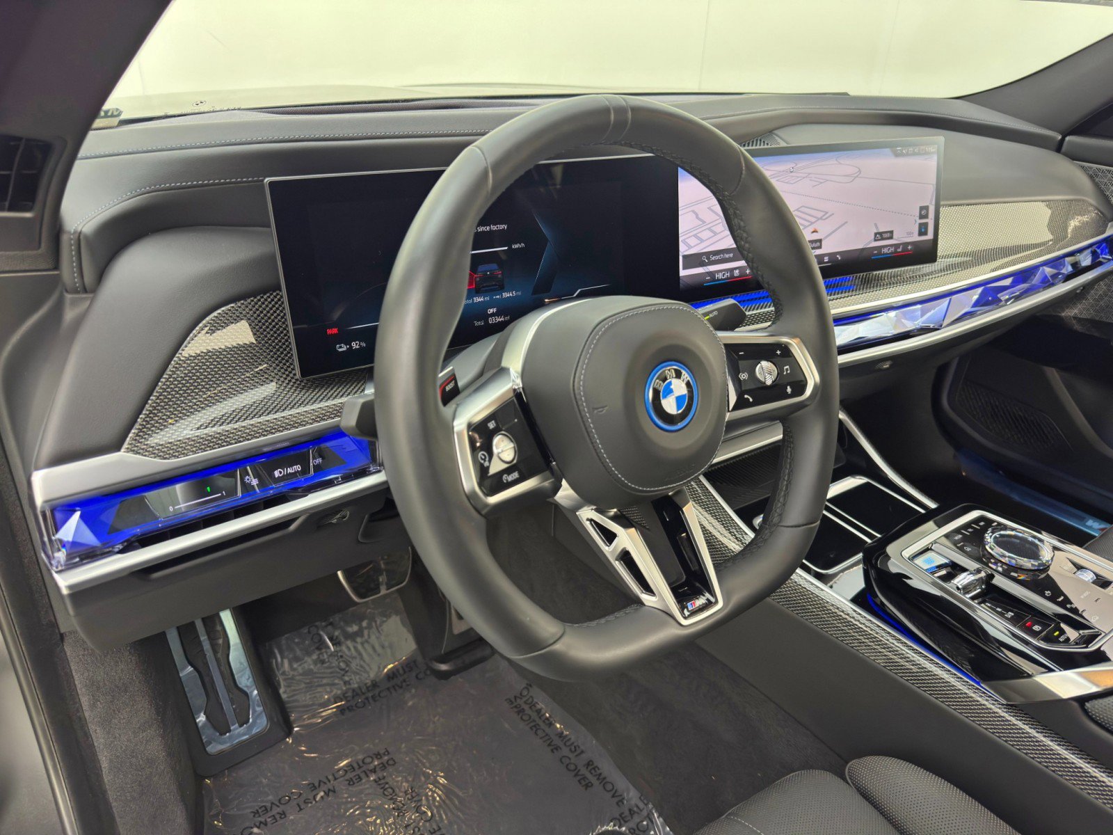 Used 2023 BMW i7 xDrive60 w/ Parking Assistance Package image 15